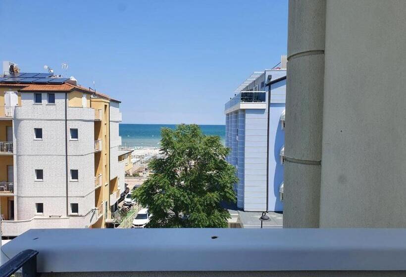 コンフォートルーム, Moresco   Piscina Beach Village