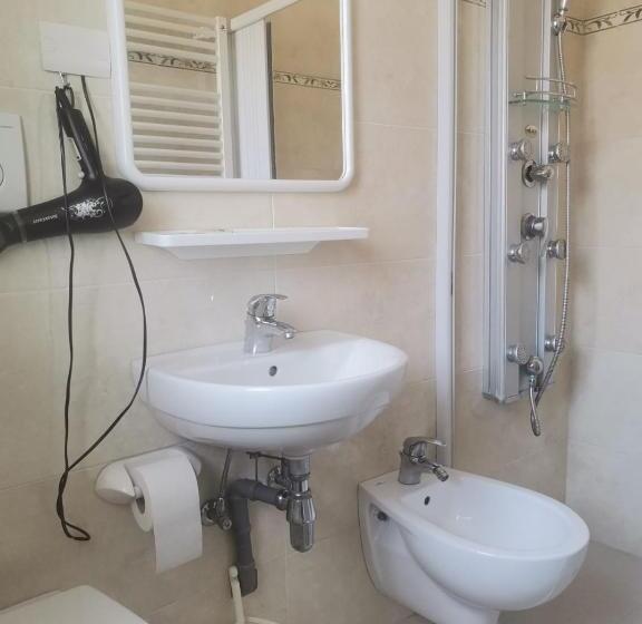 スタンダードシングルルーム, Moresco   Piscina Beach Village