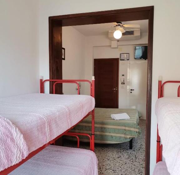 ファミリールーム, Moresco   Piscina Beach Village