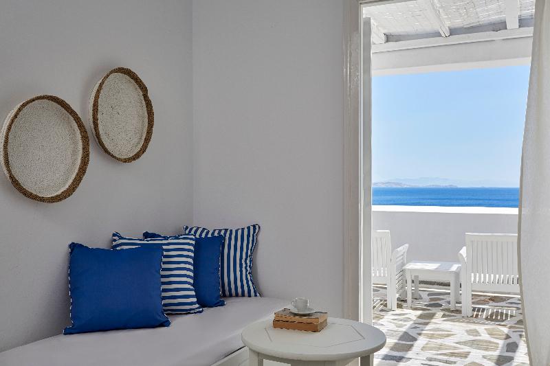海景套房, Mr. And Mrs. White Tinos