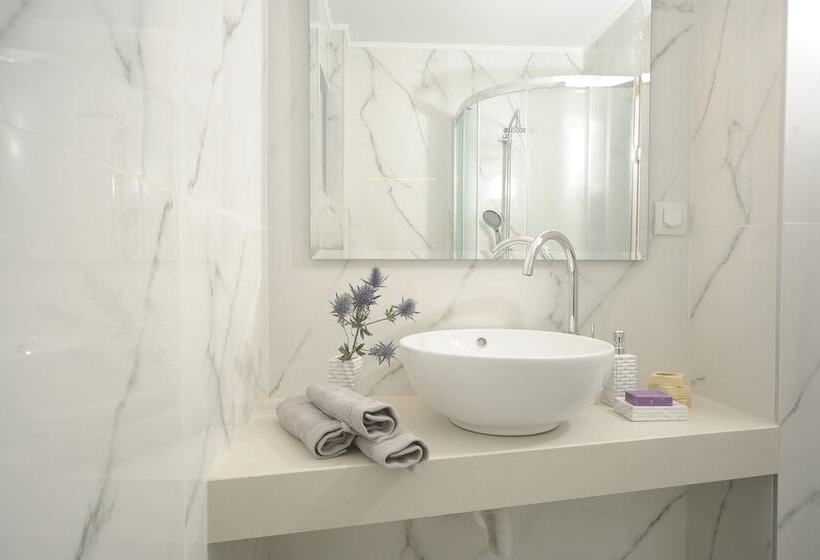 주니어 스위트, Mythos Suites Boutique