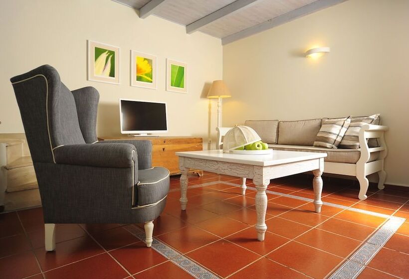 이그제큐티브 스위트, Mythos Suites Boutique