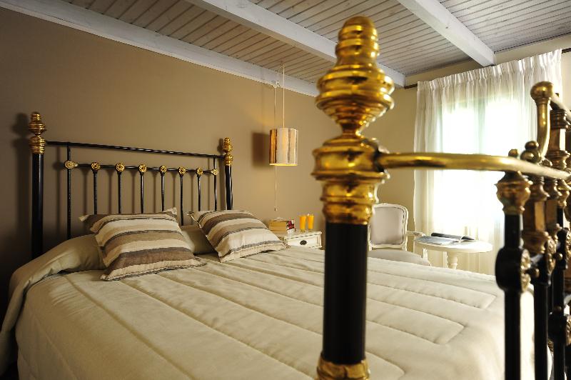 주니어 스위트, Mythos Suites Boutique