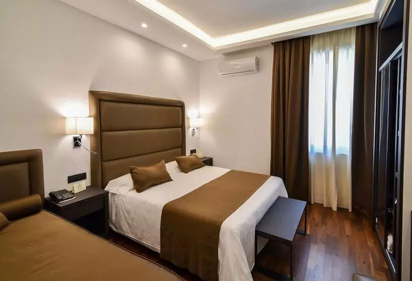 اتاق استاندارد سه نفره, Palma