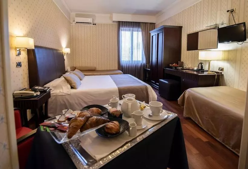 اتاق استاندارد چهار تخته, Palma