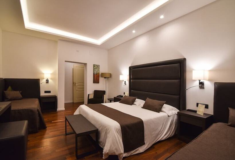 חדר סטנדרט לארבעה, Palma