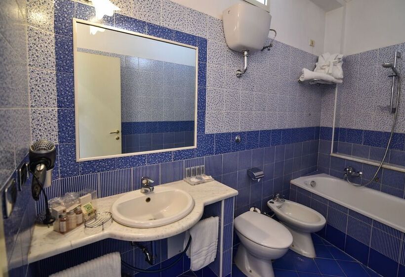 חדר דלוקס, Palma