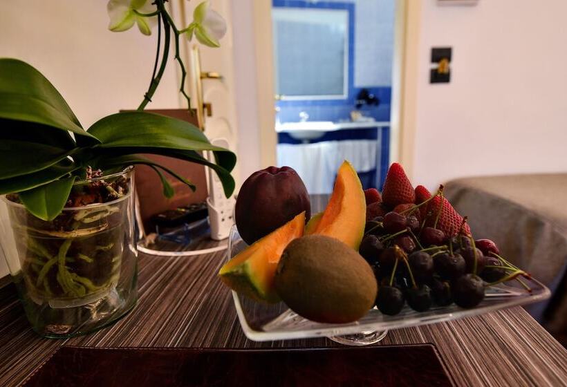 חדר אקונומי, Palma