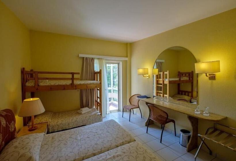 ガーデンビュースタンダードルーム, Palmariva Beach