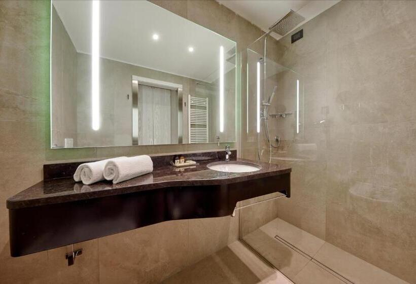 חדר דלוקס נוף לאגם, Park Hotel Casimiro