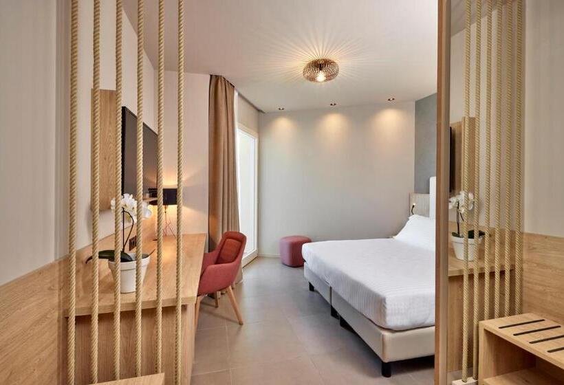 Номер Deluxe Вид на Озеро, Park Hotel Casimiro