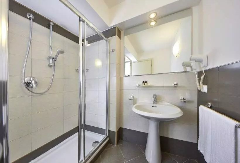 Superior room with lake view, Park Hotel Casimiro
