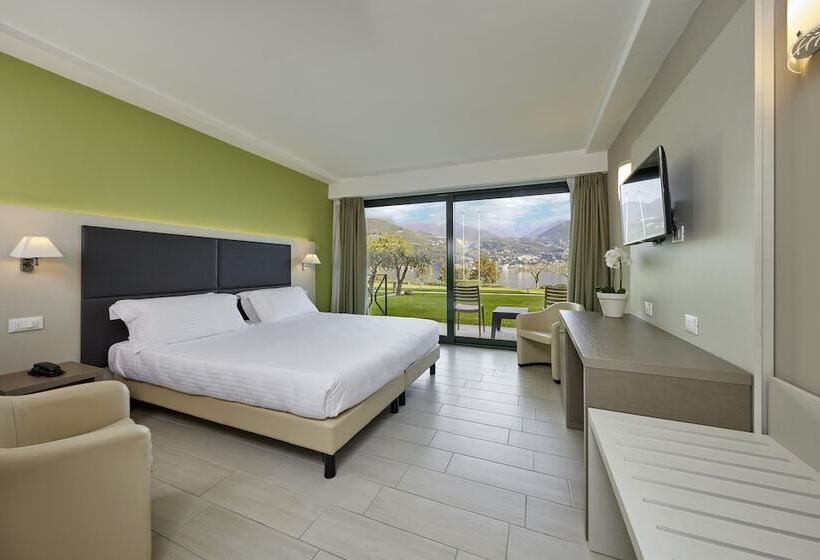 Superior room with lake view, Park Hotel Casimiro