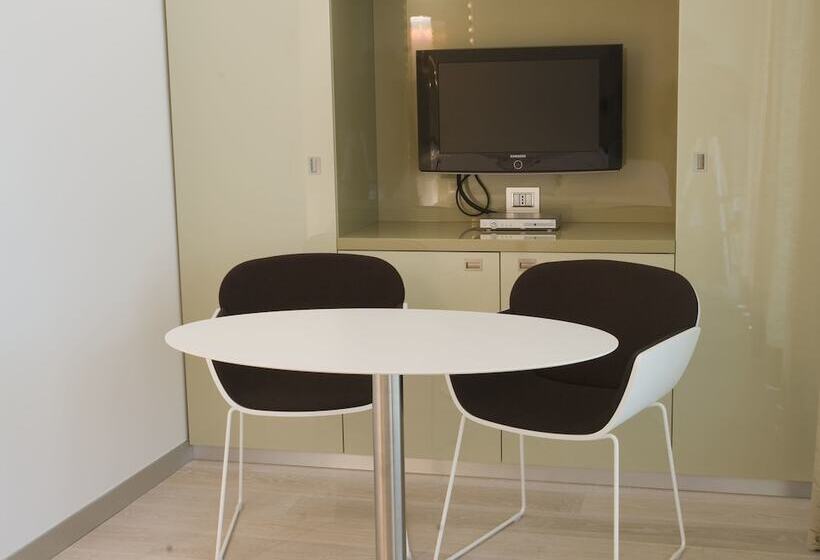 Трехместный Номер Комфорт, Premier & Suites  Premier Resort