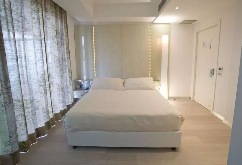 اتاق عادی, Premier & Suites Premier Resort