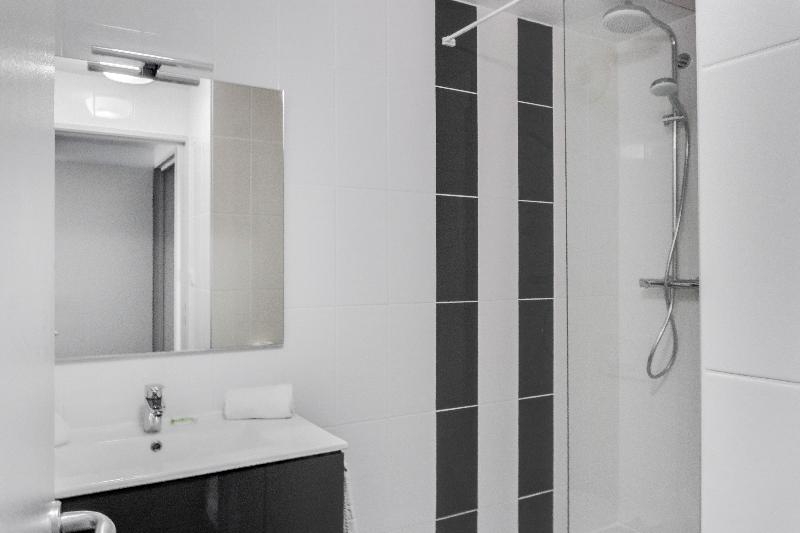 استودیوی استاندارد, Residhotel Galerie Tatry