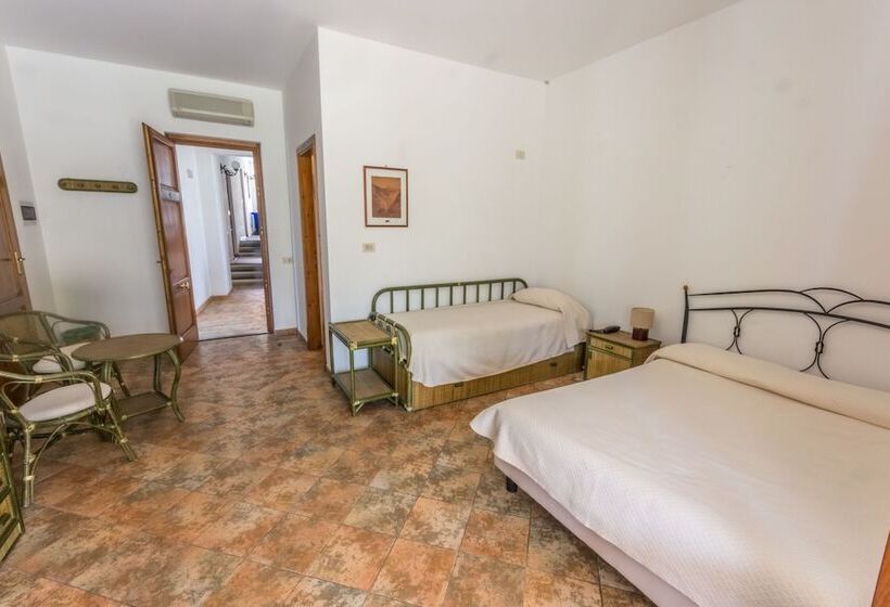 스탠다드 스튜디오 바다 전망, Residence Hotel Baia Portinenti