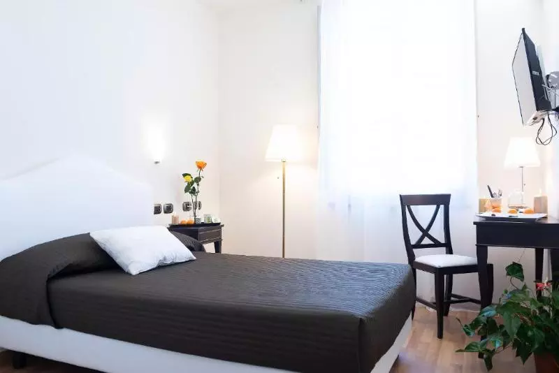 اتاق استاندارد سه نفره, Residence Hotel Baia Portinenti