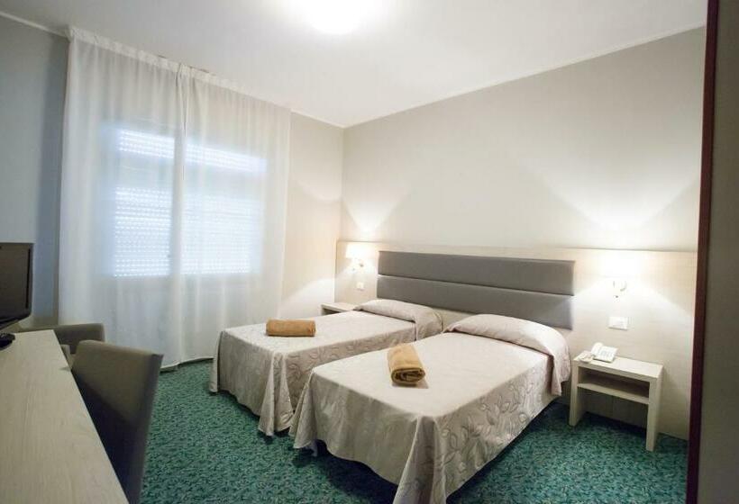 غرفة قياسية, Smeraldo