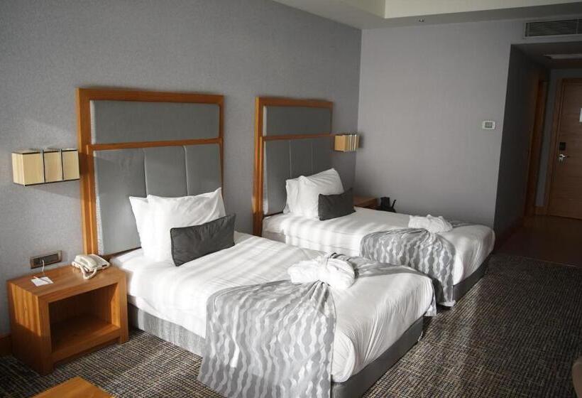 Номер Стандарт Вид на Сад, The Green Park Pendik