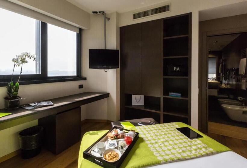 经济房, Best Western Plus The Hub