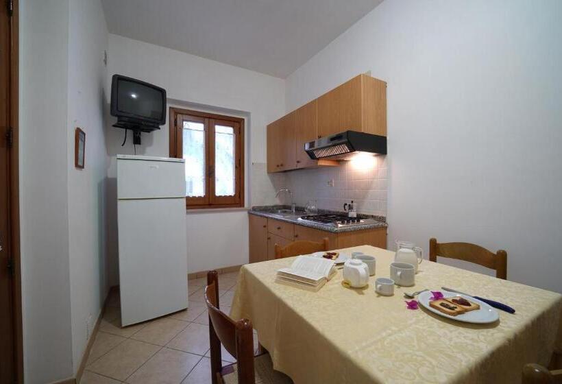 شقة غرفة واحدة, Villaggio Torre Ruffa Robinson