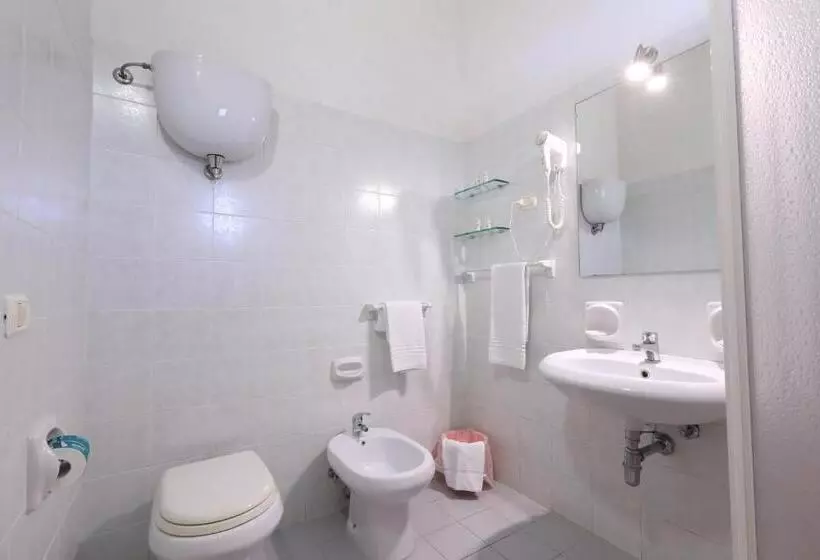 Huoneisto 2 Makuuhuonetta, Villaggio Torre Ruffa Robinson