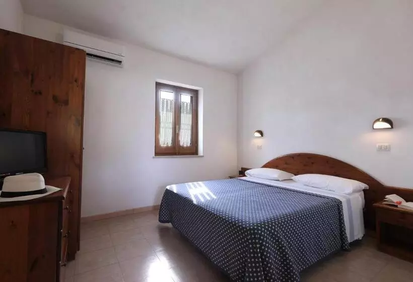 Huoneisto 2 Makuuhuonetta, Villaggio Torre Ruffa Robinson