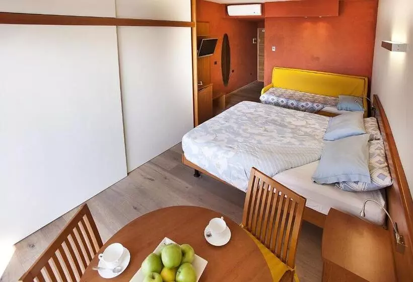 Perhehuone, Ambienthotel Spiaggia