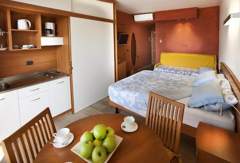 Perhehuone, Ambienthotel Spiaggia