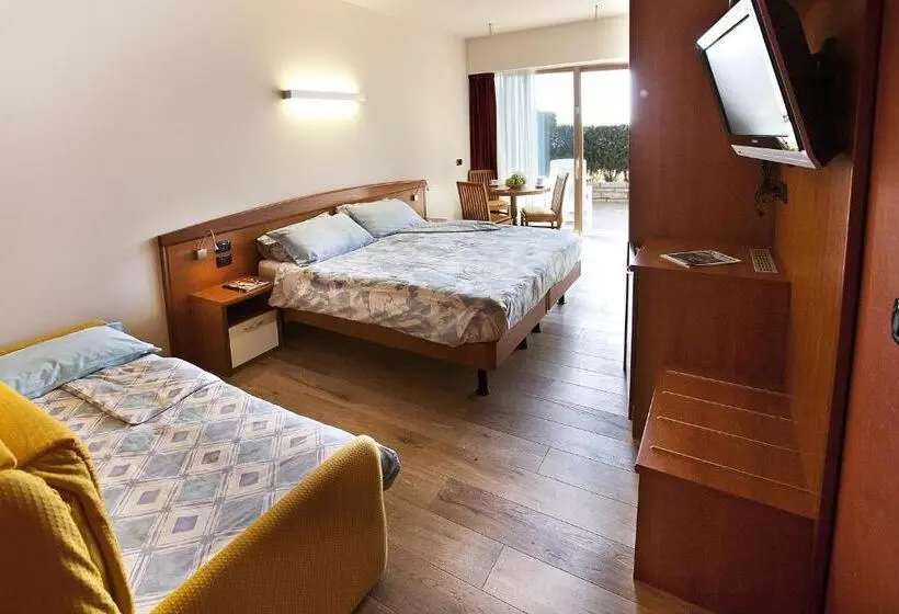 Perhehuone, Ambienthotel Spiaggia