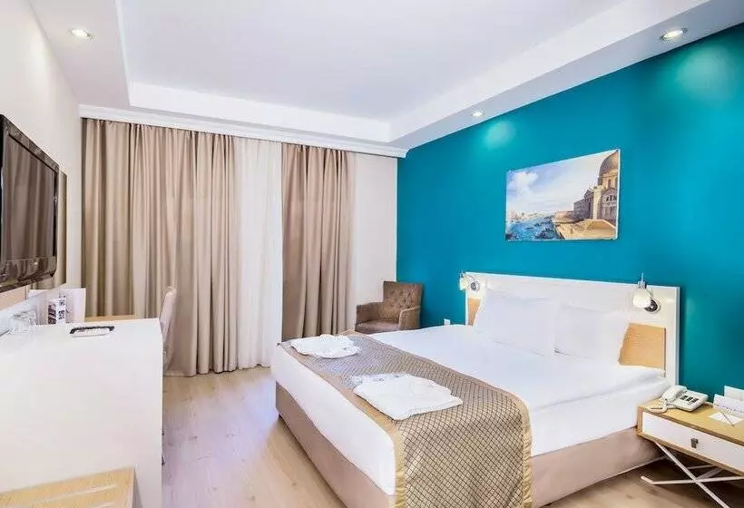 اتاق خانوادگی, Green Bay Resort & Spa