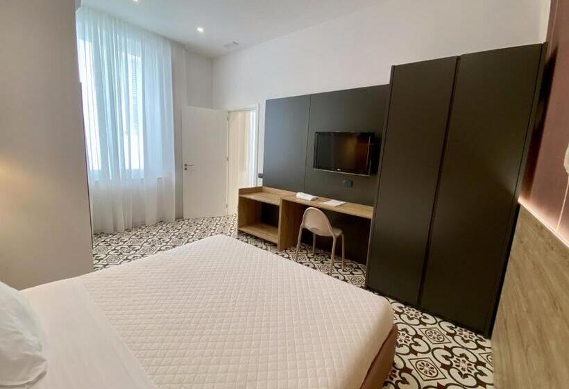 带阳台套房, Badia Nuova Apart