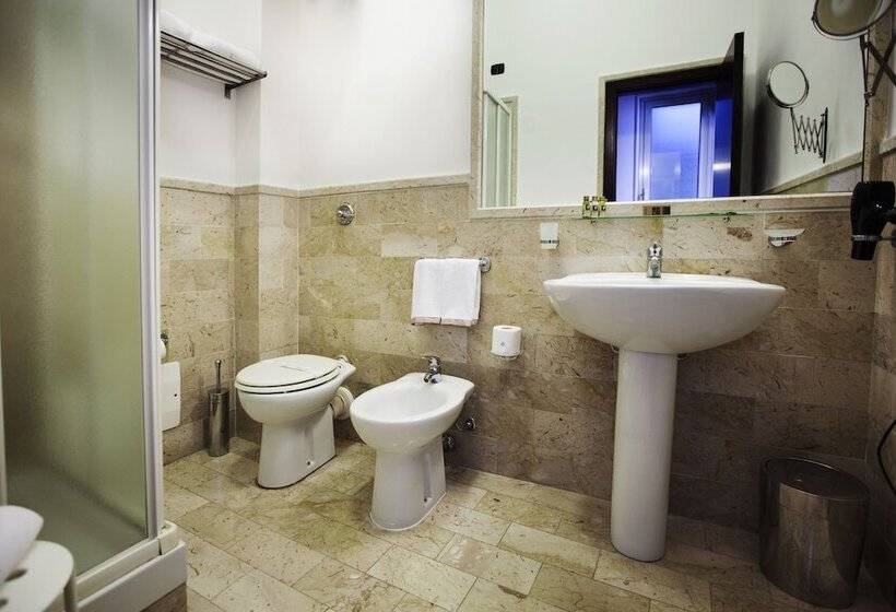 标准工作室带阳台, Badia Nuova Apart