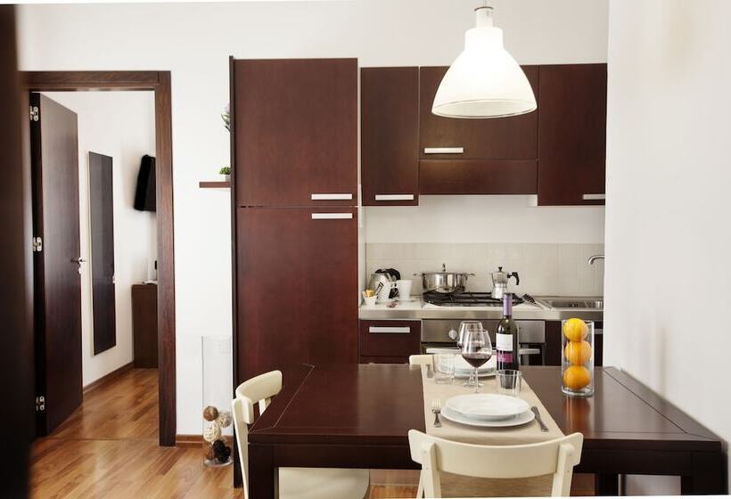 带阳台套房, Badia Nuova Apart