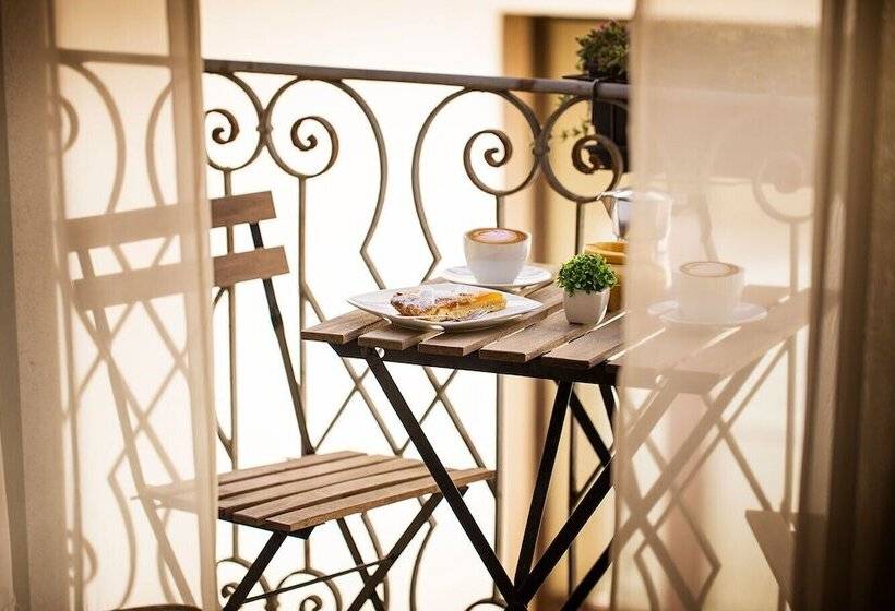 带阳台套房, Badia Nuova Apart