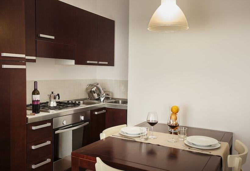 带阳台套房, Badia Nuova Apart