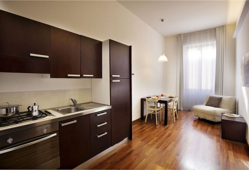 带阳台套房, Badia Nuova Apart