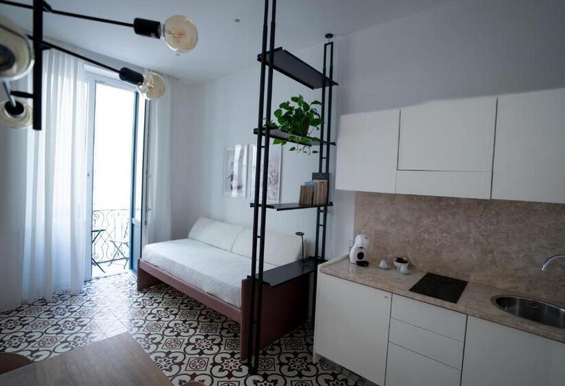 带阳台套房, Badia Nuova Apart