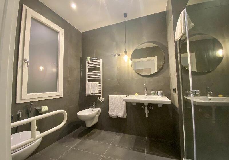 带阳台套房, Badia Nuova Apart