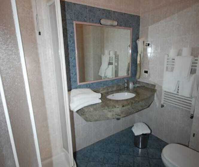 غرفة قياسية ثلاثية, Bella Riviera Lungomare