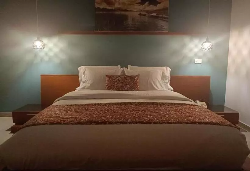 スーペリアースイート, Boutique Confort Suites