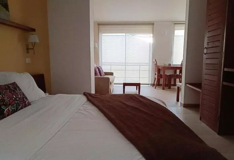 スイート, Boutique Confort Suites