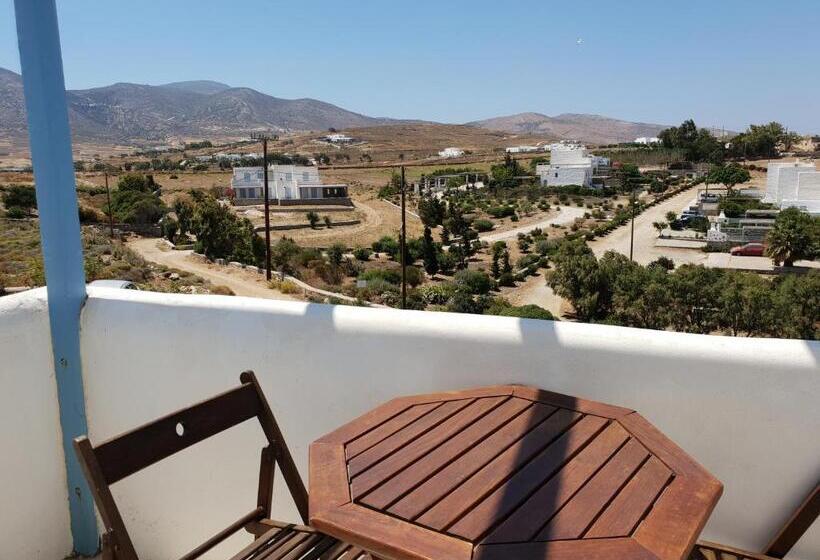 חדר סטנדרט, Captains Rock