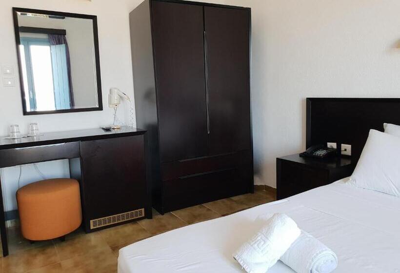 חדר סופריור יחיד, Captains Rock