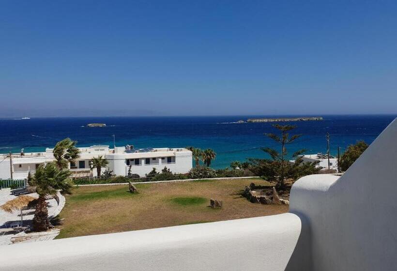 סוויטת ג'וניור נוף לים, Captains Rock