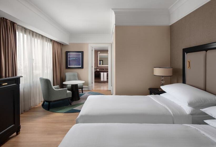 اتاق لوکس با چشم‌انداز شهر, Istanbul Marriott Pendik