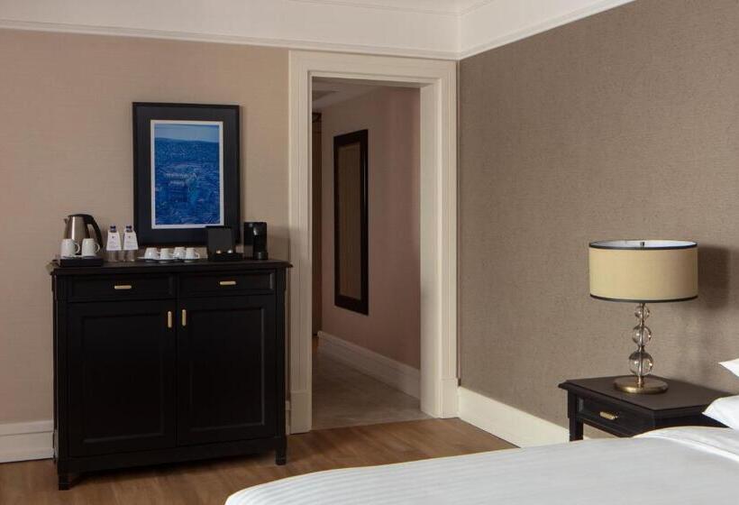 Club Room King Bed, Istanbul Marriott Pendik