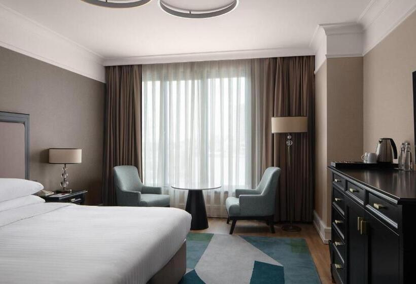 اتاق سوپریور با چشم‌انداز دریا, Istanbul Marriott Pendik