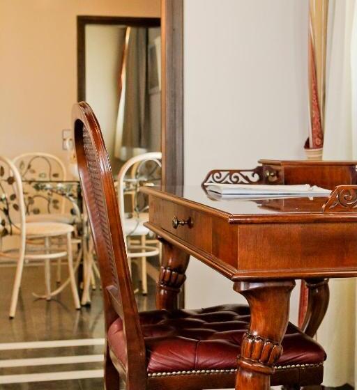 جناح بريميوم, Grecian Castle Chios